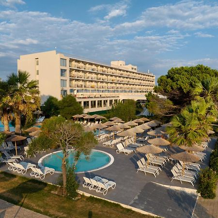Ninos Grand Beach Resort Kastrosikia Eksteriør billede