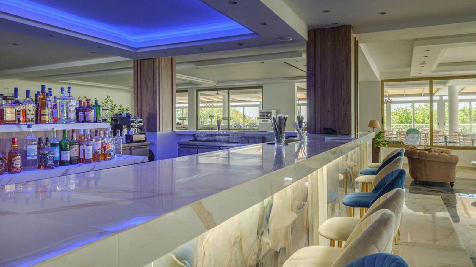 Ninos Grand Beach Resort Kastrosikia Eksteriør billede