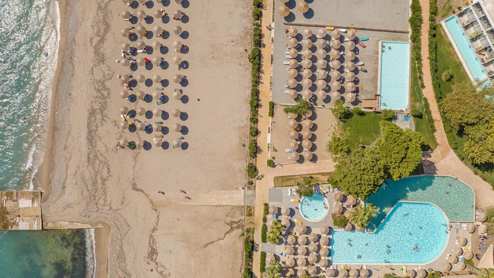 Ninos Grand Beach Resort Kastrosikia Eksteriør billede